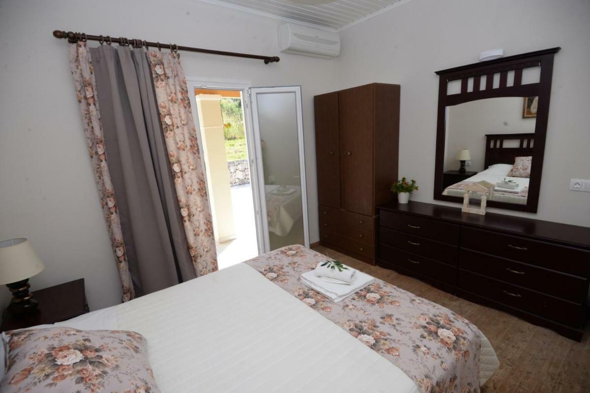 The Olive Grove House Villa Kassiopi Ngoại thất bức ảnh